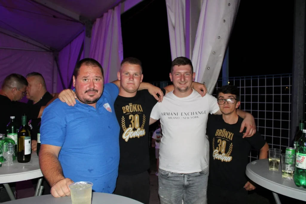 Večernja zabava u šatoru — 45. Žetvene svečanosti u Cerni, 19.07.2024.