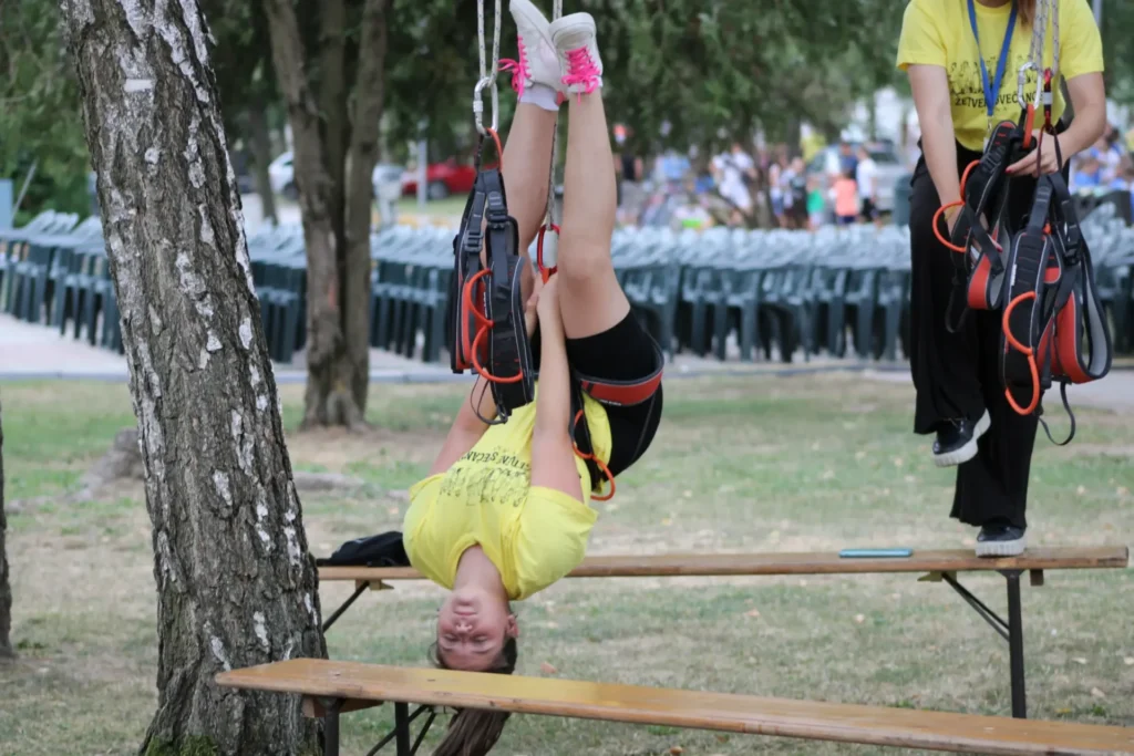 Penjačka točka i oprema za penjanje — 45. Žetvene svečanosti u Cerni, 20.07.2024.