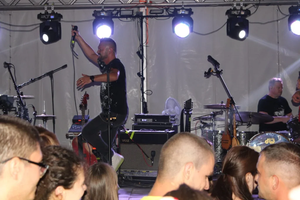 Koncert u šatoru — 45. Žetvene svečanosti u Cerni, 20.07.2024.
