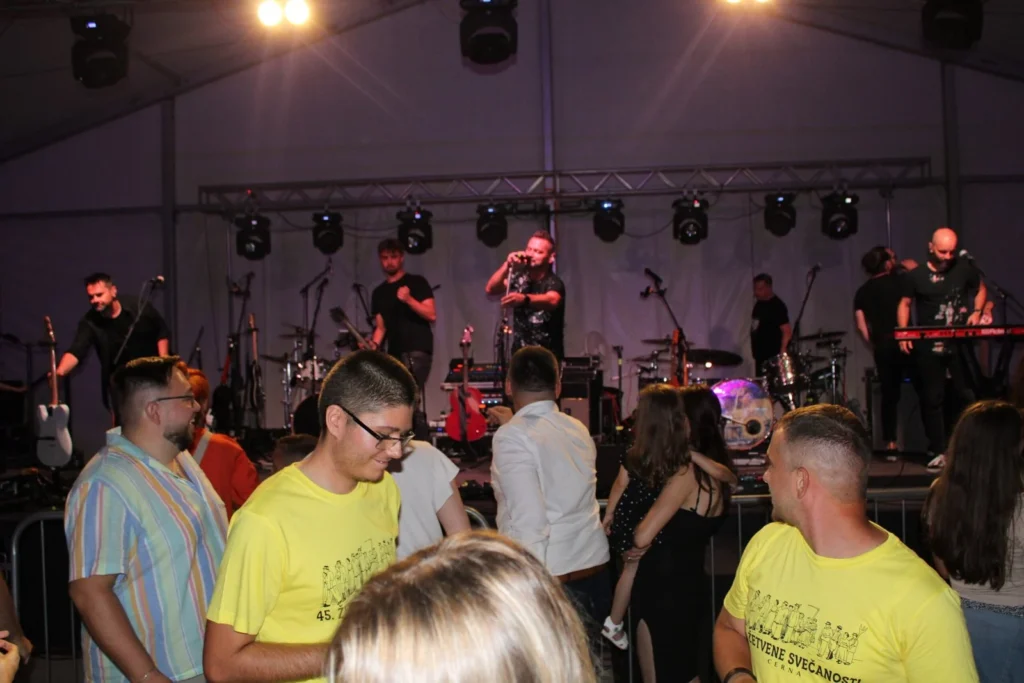 Koncert u šatoru — 45. Žetvene svečanosti u Cerni, 20.07.2024.